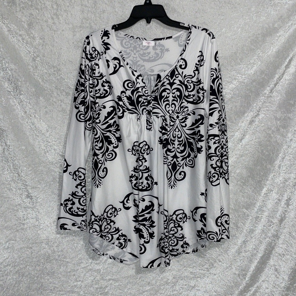 Black and white blouse